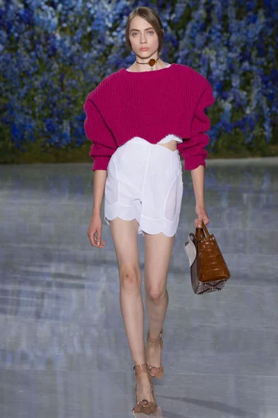 Look 46